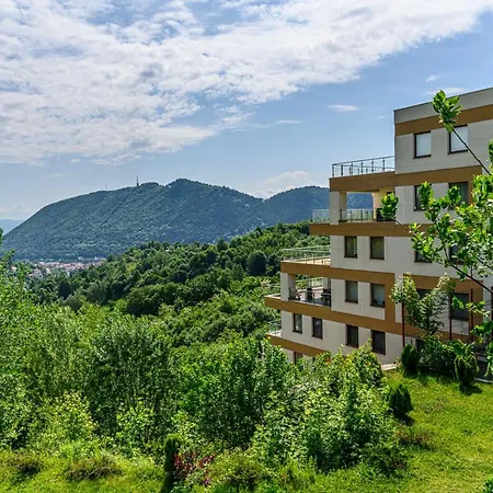 Uno - Gardens With View * Brasov