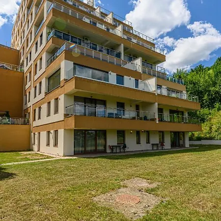 Apartment Uno - Gardens With View
