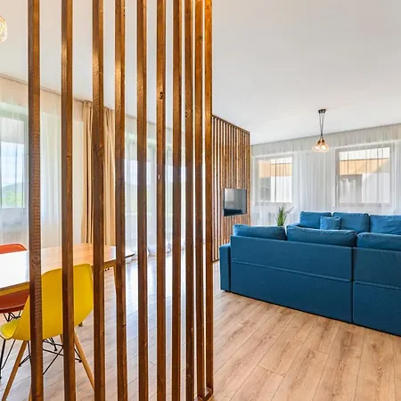 Uno - Gardens With View Apartment Brasov
